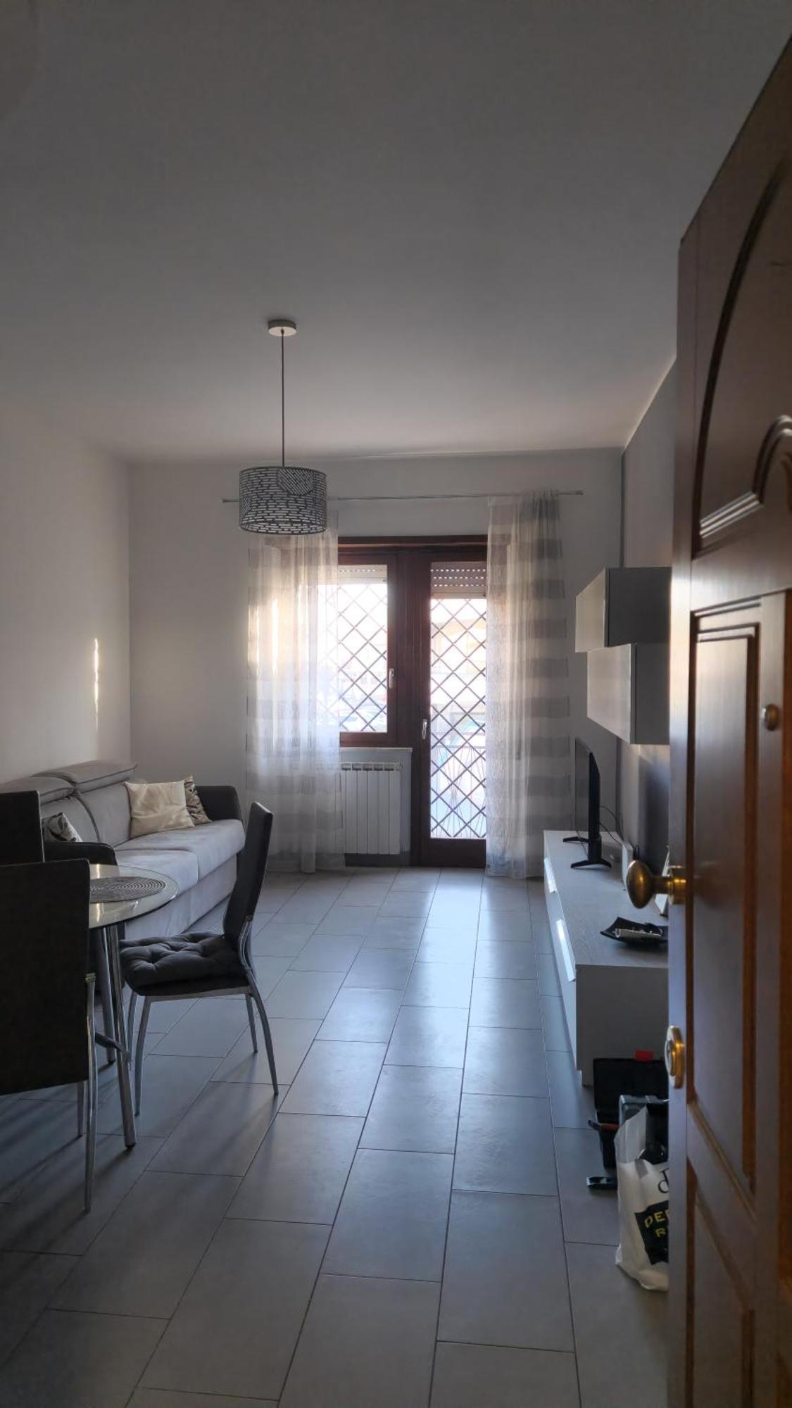 My Place Apartment Ciampino Luaran gambar