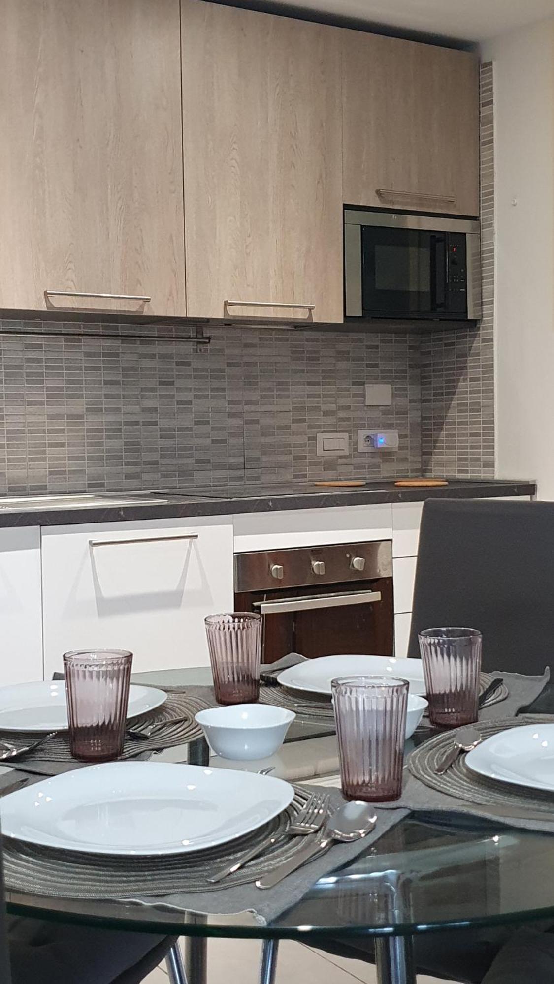 My Place Apartment Ciampino Luaran gambar