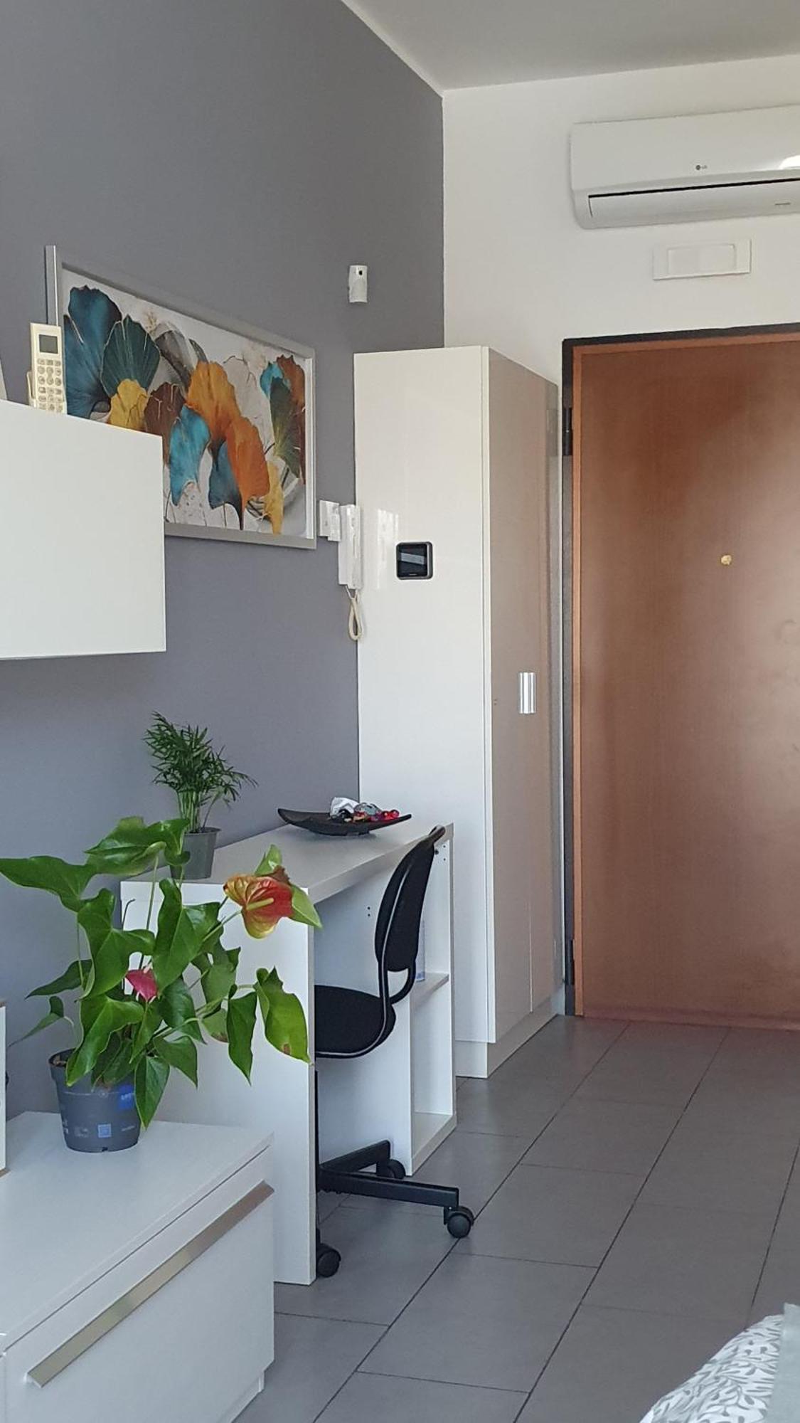 My Place Apartment Ciampino Luaran gambar